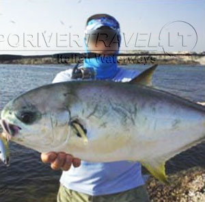 Pesca da riva in Oman, Dhofar. Salalah